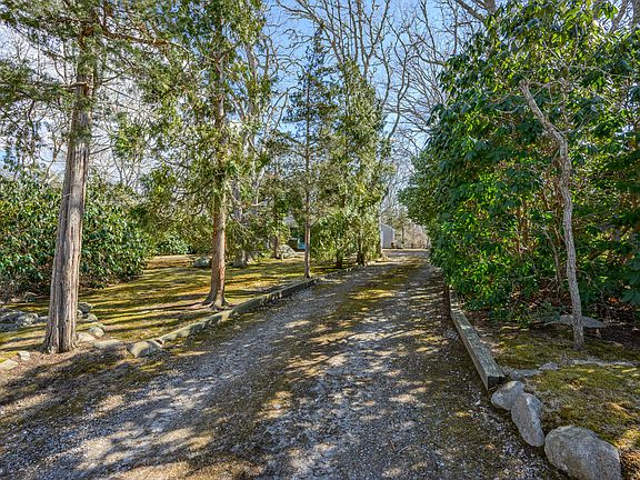 4th image of 13 Hidden Village Road