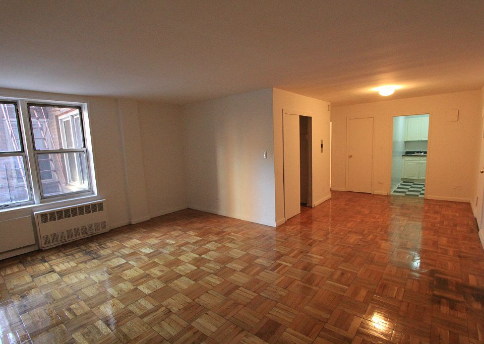 1st image of 14467 41st Ave #124