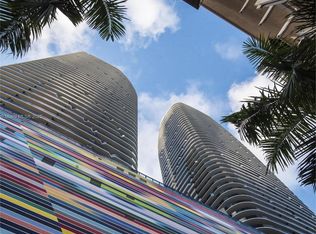 55 SW 9th St #4, Miami, FL 33129