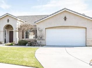 5502 Beacon Ct, Bakersfield, CA 93312