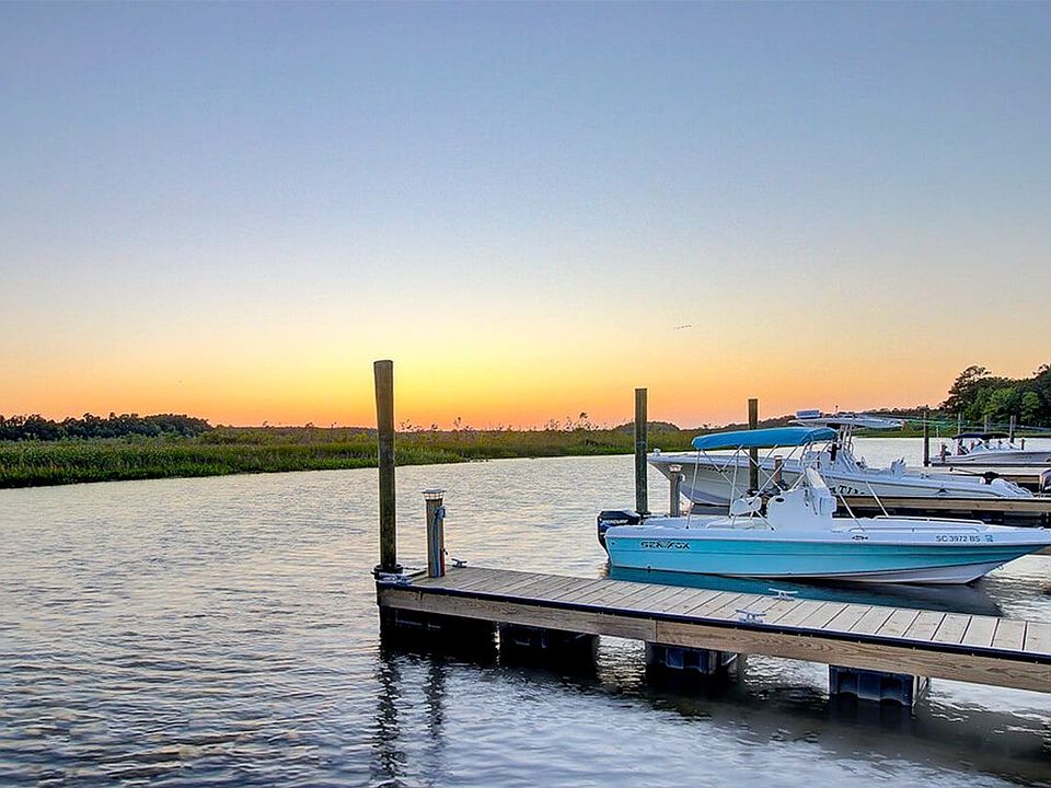 waterfront dock access