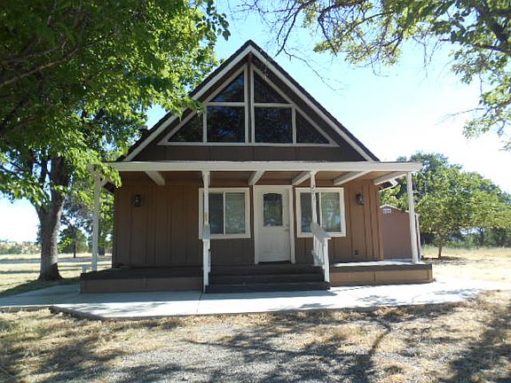 3rd image of 271 Quail St