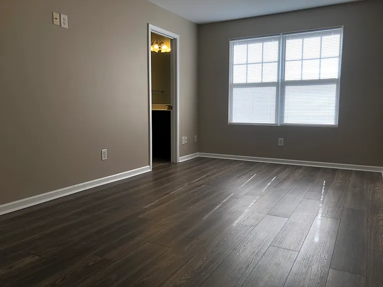121 Shadow Creek Cv — Photo 8