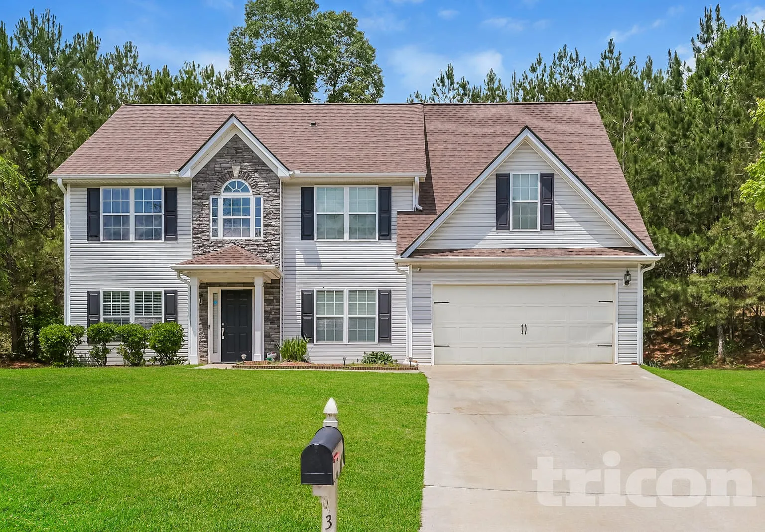 315 Avonlea Dr Covington GA — Photo 1