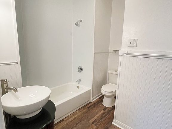 4th image of 3016 7th Ave N #3016
