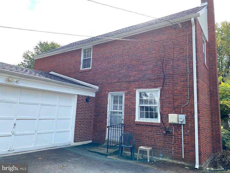 2nd image of 509 Scenic Rd