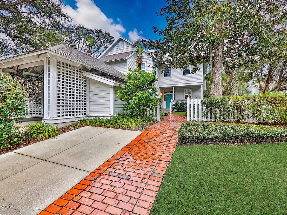 1st image of 8 Little Dunes Cir