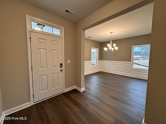 5th image of 460 Redwater Trail #588