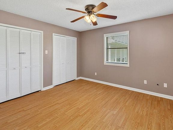 5th image of 596 Navajo Dr