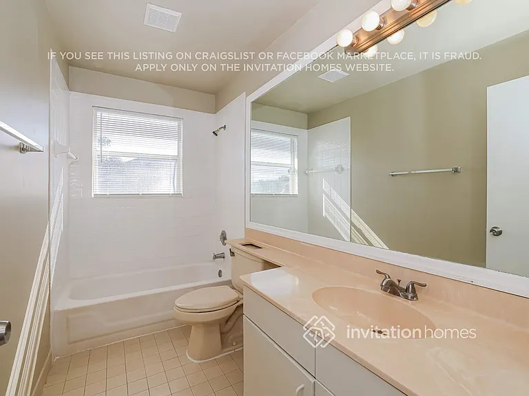 1081 Fairfax Cir W — Photo 15