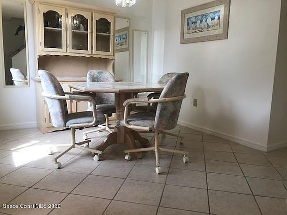 3rd image of 131 Seaport Blvd #14