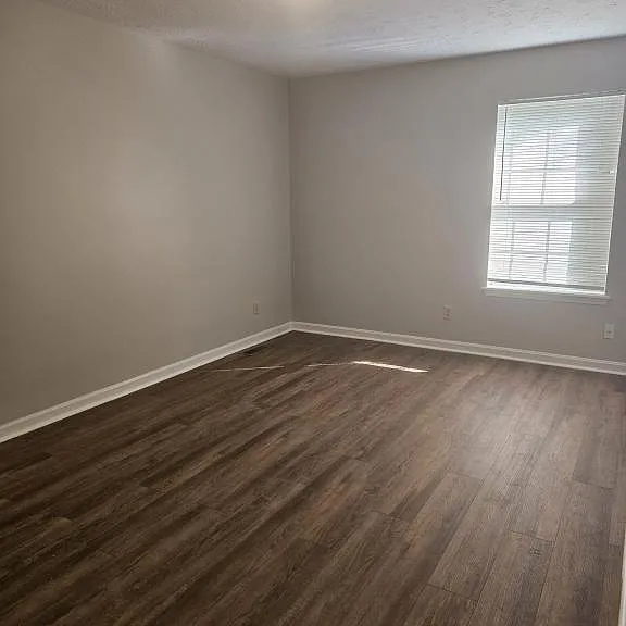 153 Bittersweet Dr — Photo 20