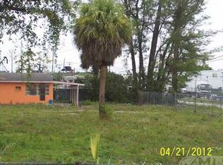 167 Tall Pines Rd, West Palm Beach, FL 33413