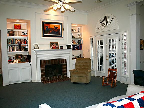 4th image of 1122 Misty Lake Dr