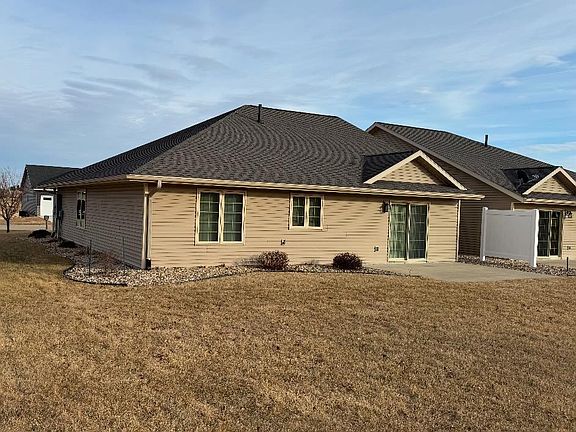 3rd image of 1415 Watson Way
