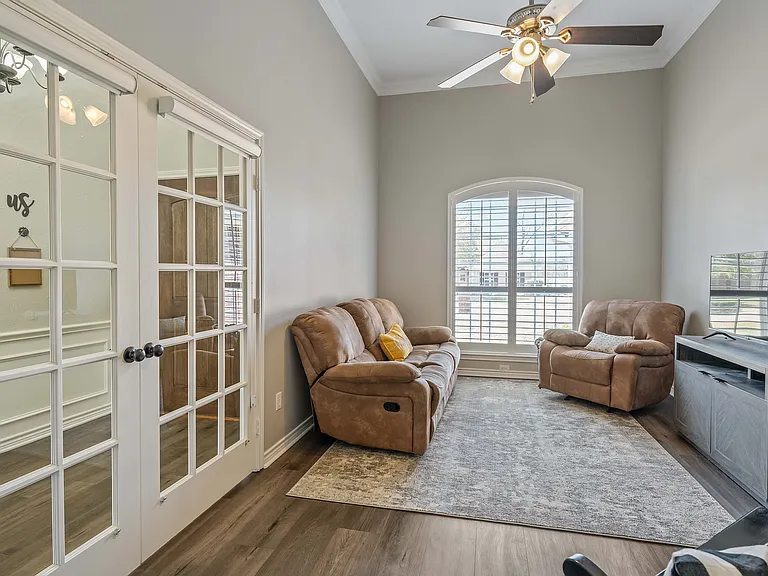 602 Windover Ln — Photo 12