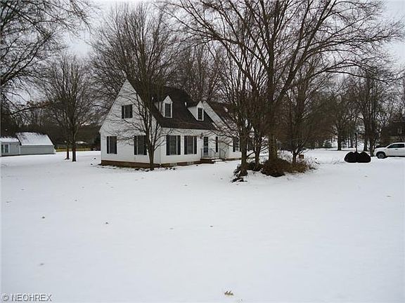 3rd image of 3101 Colony Dr