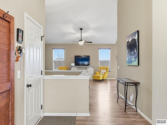 4th image of 20816 Honeysuckle Dr