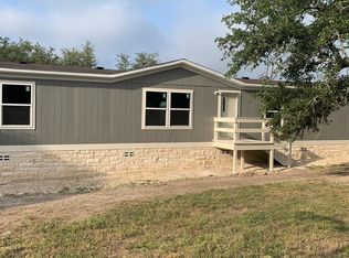 1394 Ranchero Rd, Kerrville, TX 78028