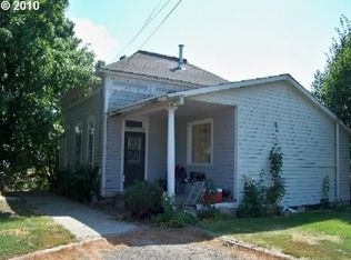 10201 White Birch Ln, Island City, OR 97850