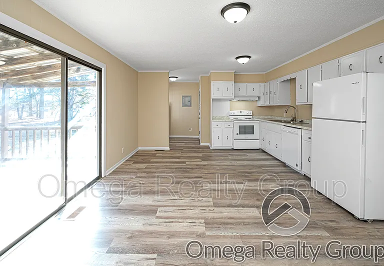 116 Eddie Cir — Photo 13