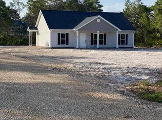 243 Pond Away Ct, Eastpoint, FL 32328