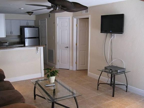 2nd image of 629 W Pensacola St APT 5