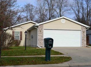 2108 Autumn Ridge Ln, Elkhart, IN 46514