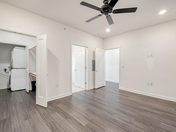 5th image of 4361 S Congress Ave Unit 527