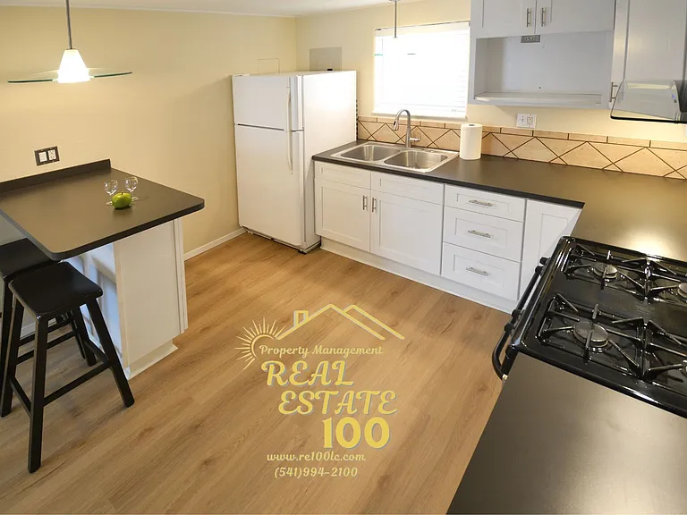 2065 NW 34th St #1 — Photo 4