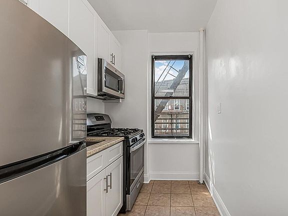2nd image of 55 E 190th St APT 57