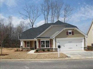 305 Damascus Dr, Simpsonville, SC 29681