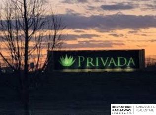 20714 Hascall St, Elkhorn, NE 68022