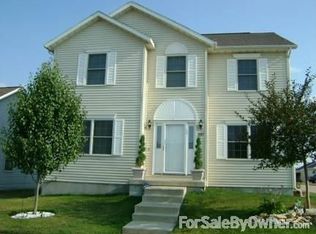 1101 Chippewa St, Normal, IL 61761