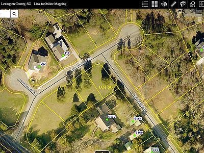1st image of 122 Old Selwood Trce