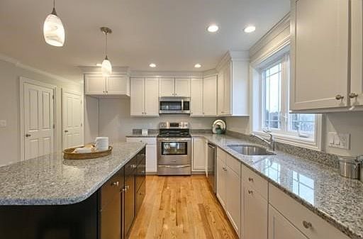 3rd image of 21 Cotuit St #21