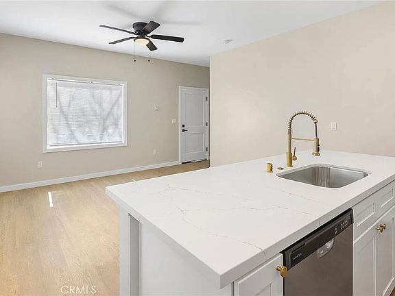 4th image of 1237 E 1st St APT 1