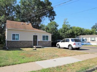 1600 3rd Ave SE, Minot, ND 58701