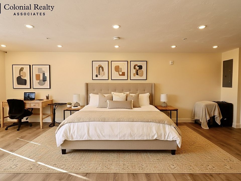 1st image of 1034 Commonwealth Ave #303