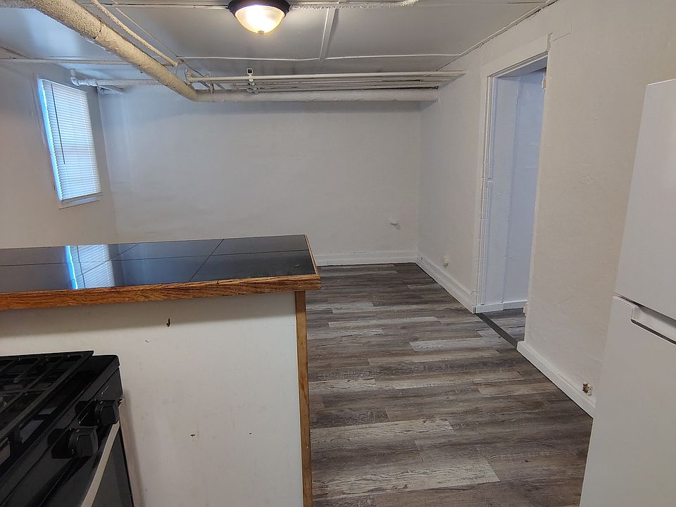 1st image of 1100 N Emerson St #6