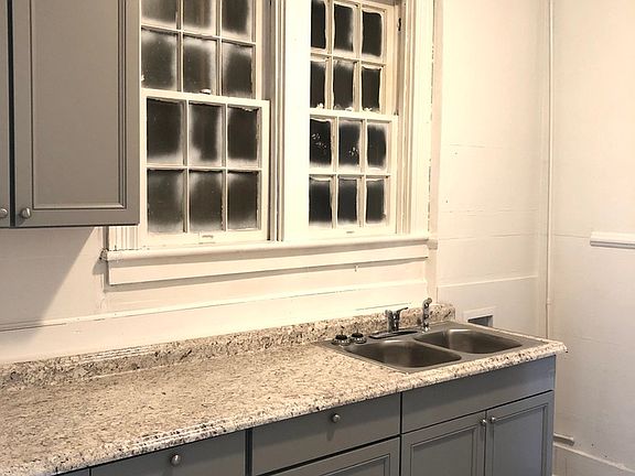 4th image of 205 Grace St APT 2