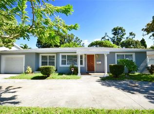 2440 Tropical Shores Dr SE, Saint Petersburg, FL 33705