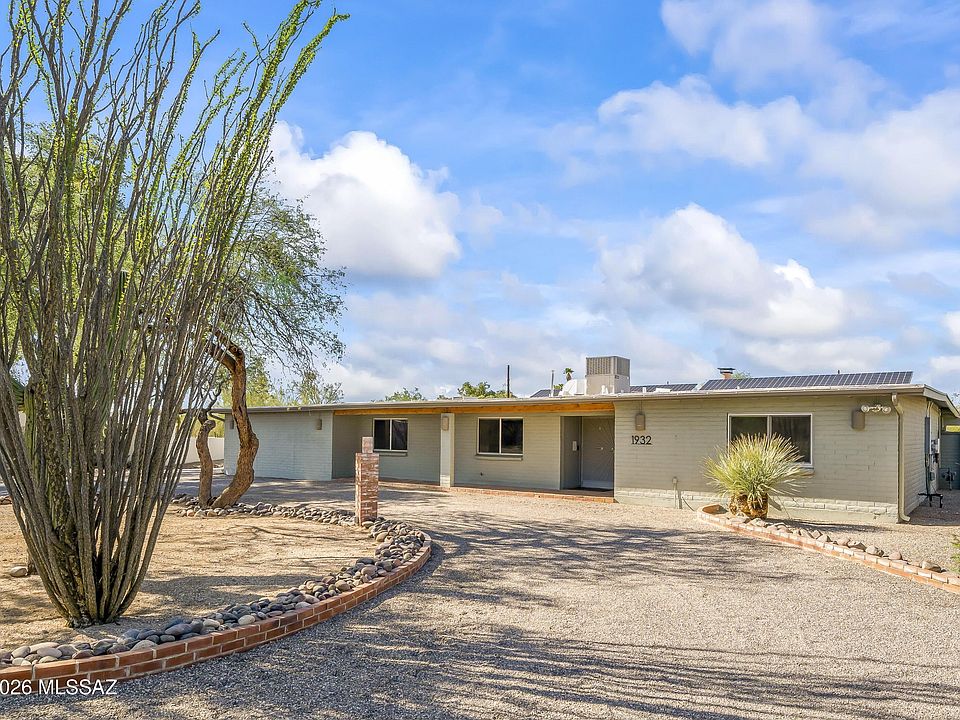 1st image of 1932 W Harran Cir