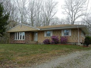 160 Weeks Hill Rd, Coventry, RI 02827