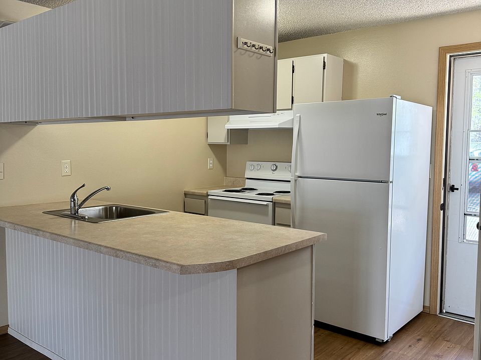 The Villa Kitchen