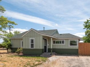 108 NW Dogwood Ave, Redmond, OR 97756