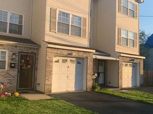 82 Union St, Carteret, NJ 07008