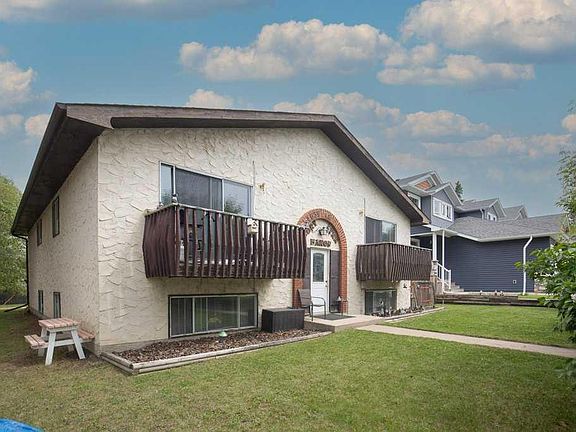 2nd image of 4639 48th St