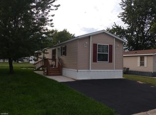 21 Little Chief Dr, Bourbonnais, IL 60914