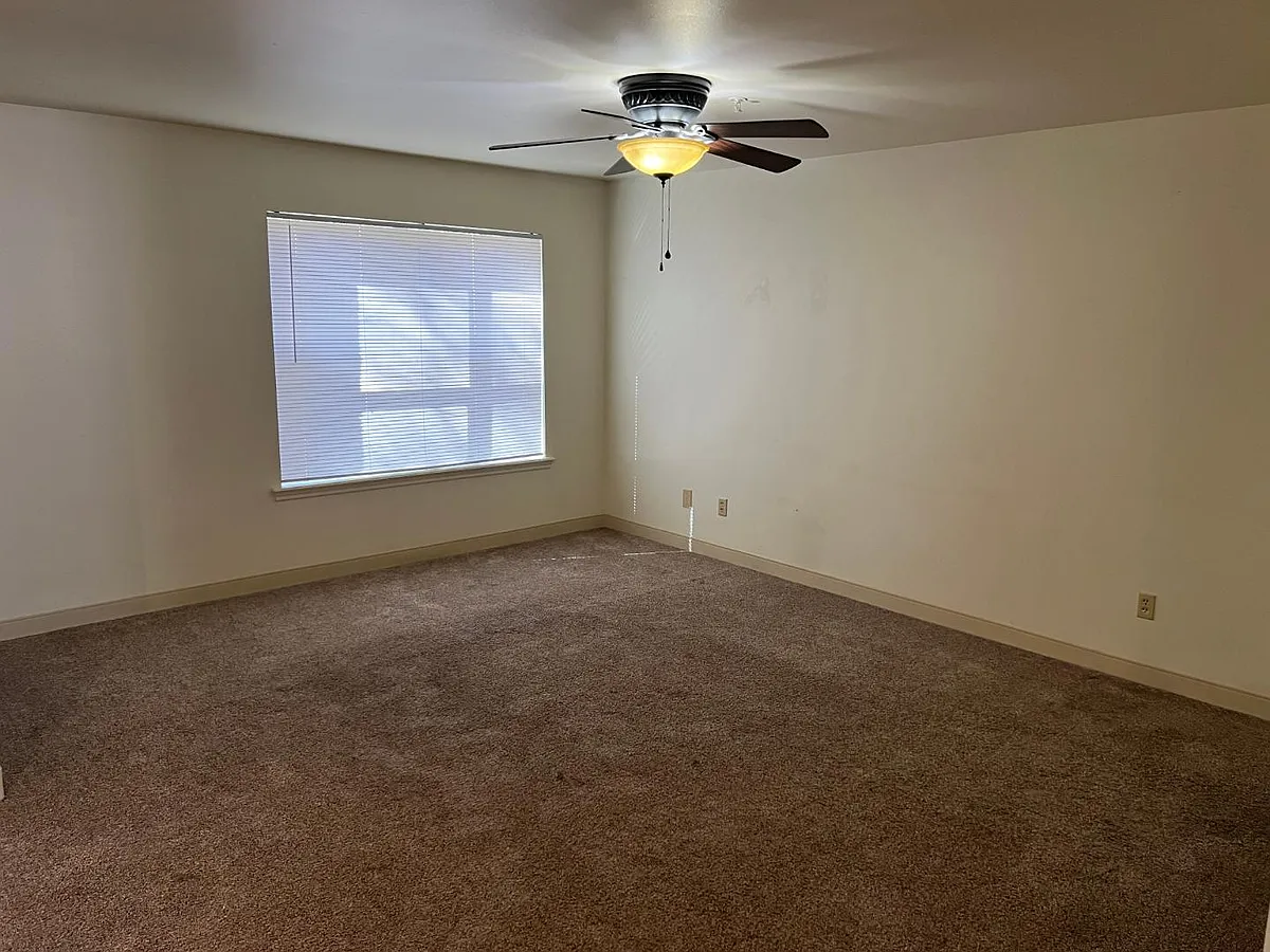 Unit Photo - 145 Private Road 3514 #13